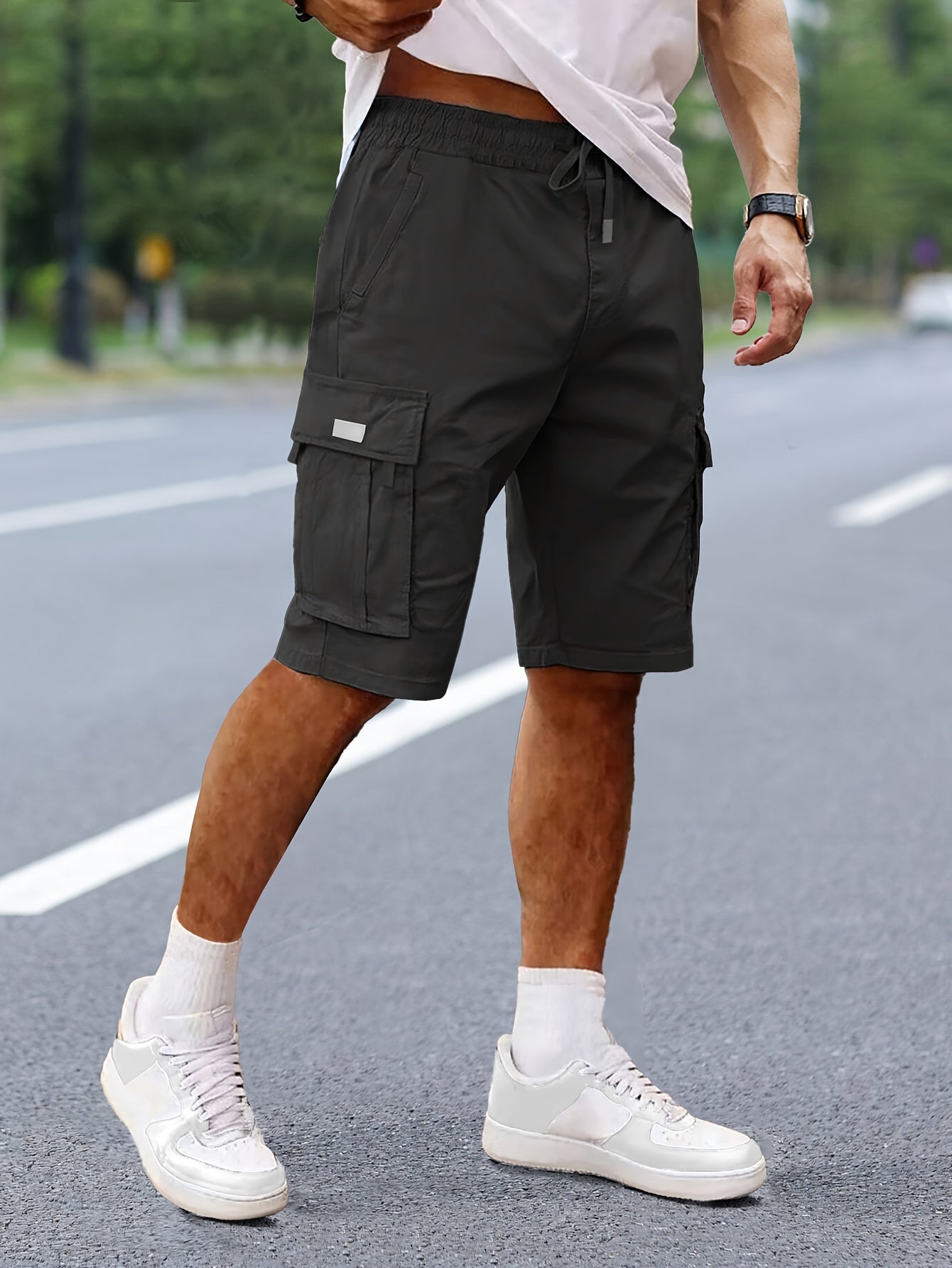 SOLID OUTDOOR SHORTS FOR MEN
