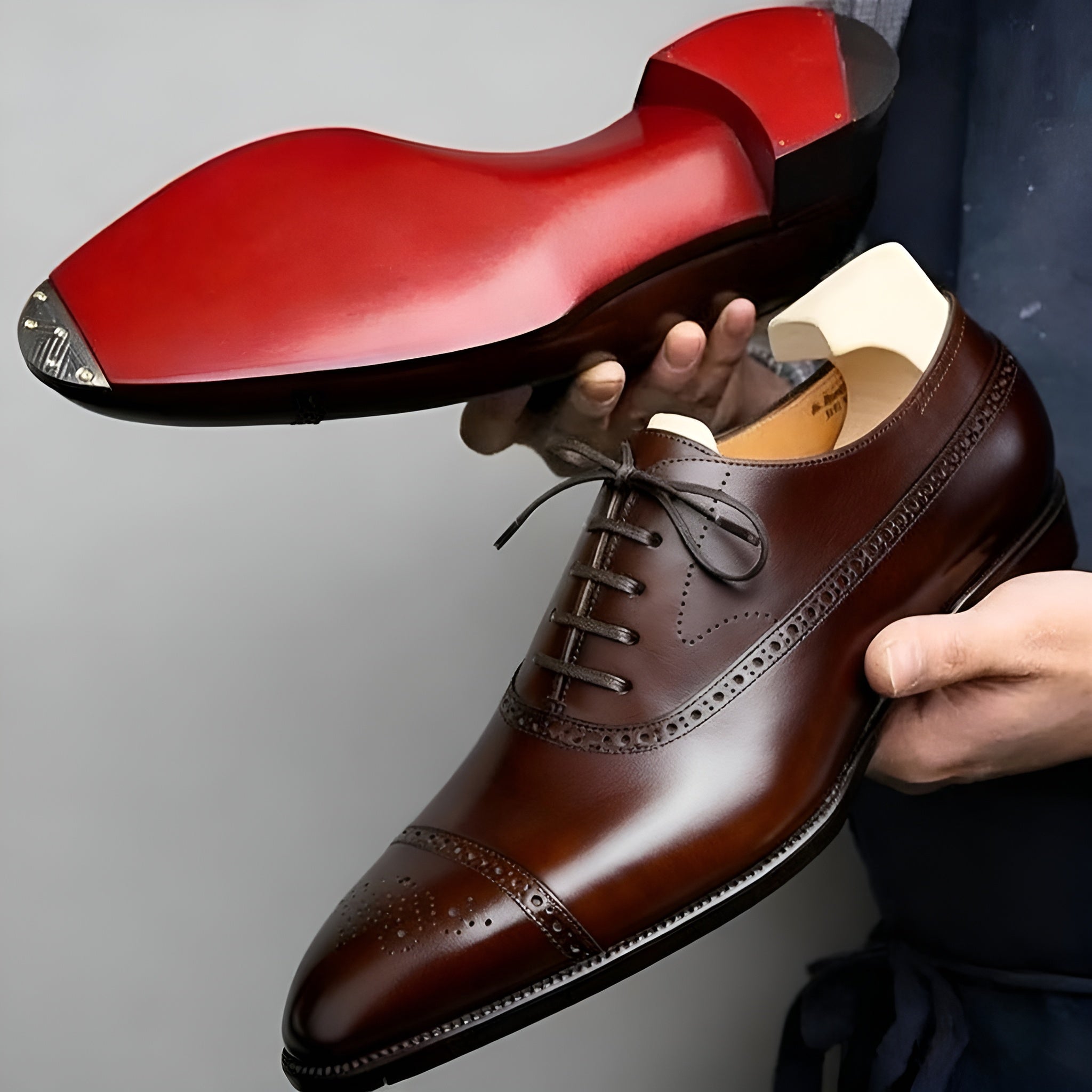 PERFORATED OXFORD SHOES FOR MEN