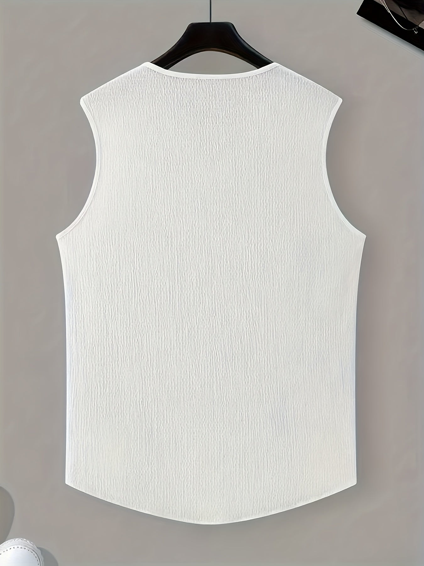 SLEEVELESS V-NECK TOP FOR MEN