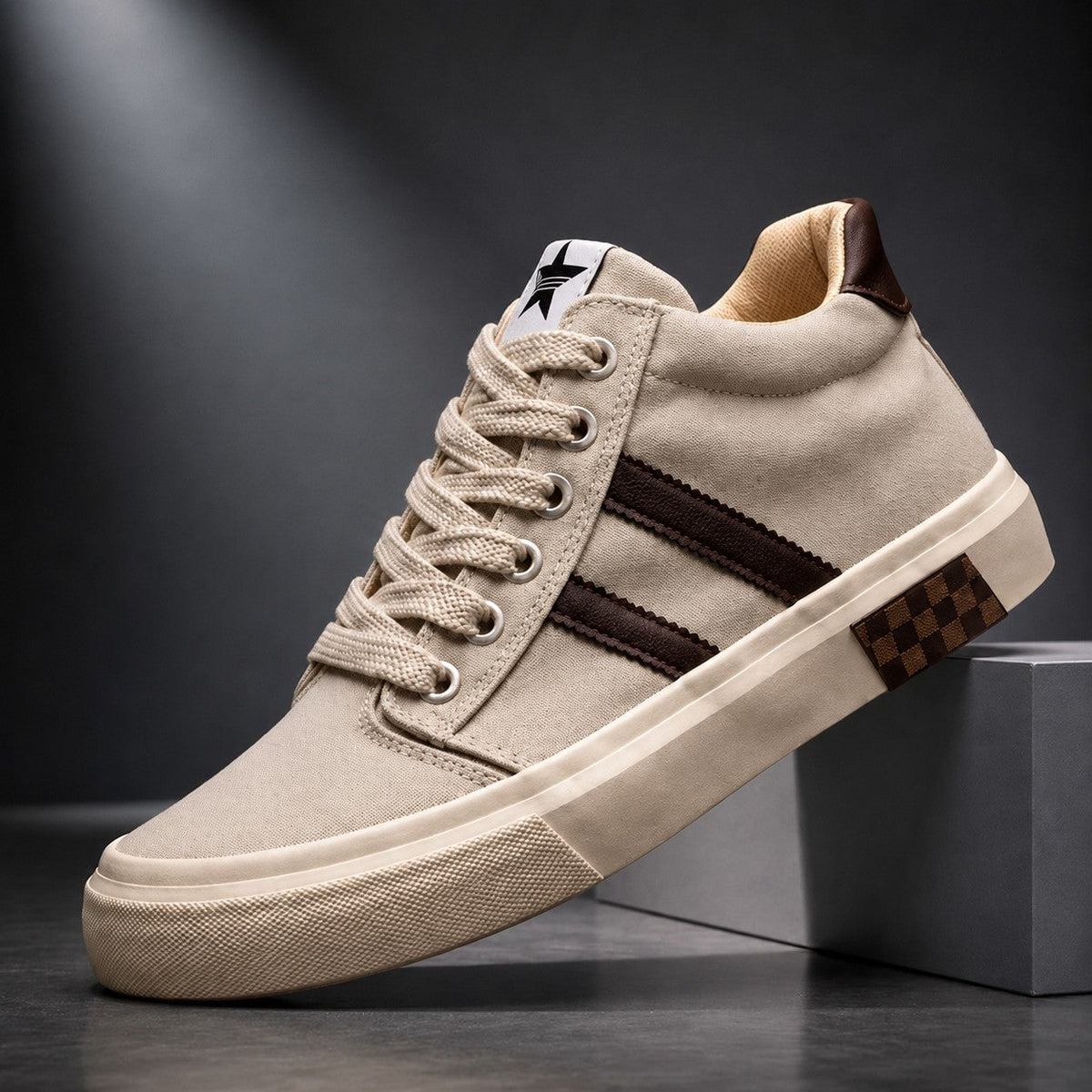 BOLD CANVAS SNEAKERS FOR MEN
