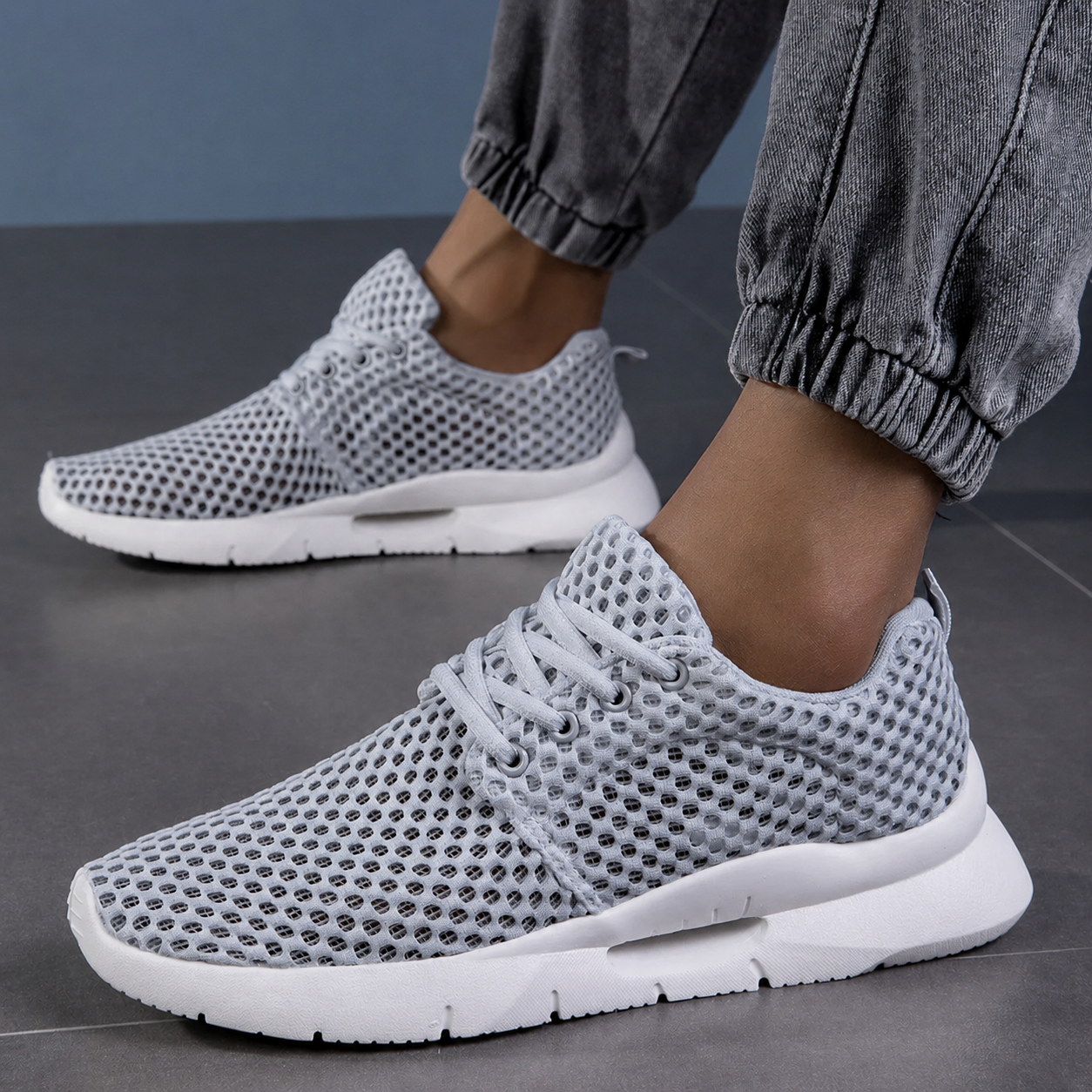 MESH WALKING SNEAKERS FOR MEN