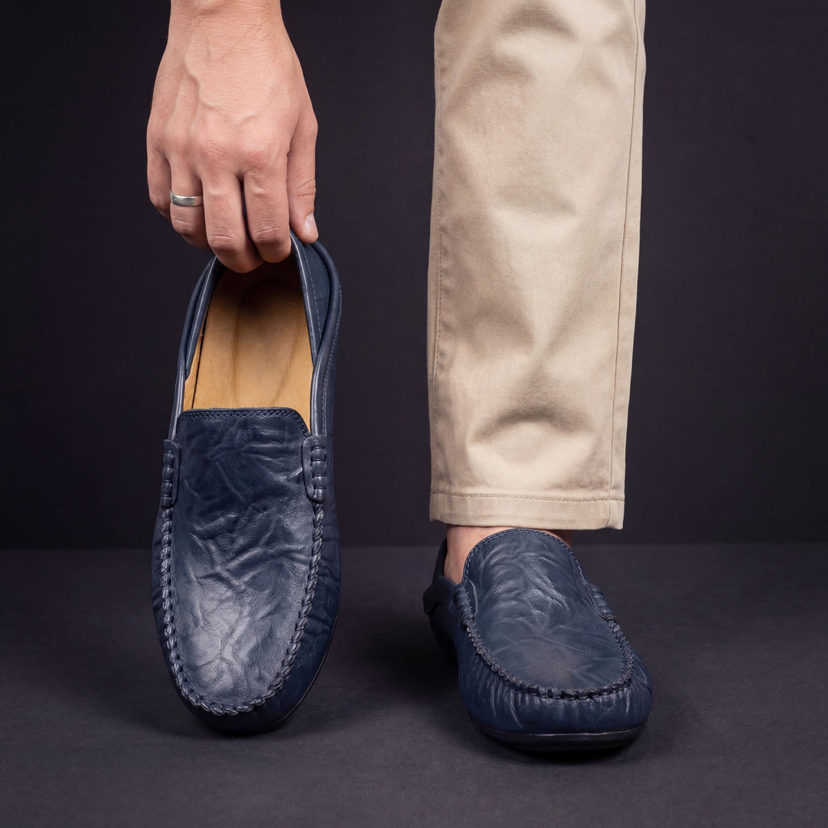 CUSHIONED CLASSIC LOAFERS FOR MEN