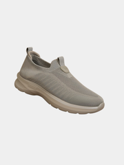 LIGHTWEIGHT SHOES FOR MEN
