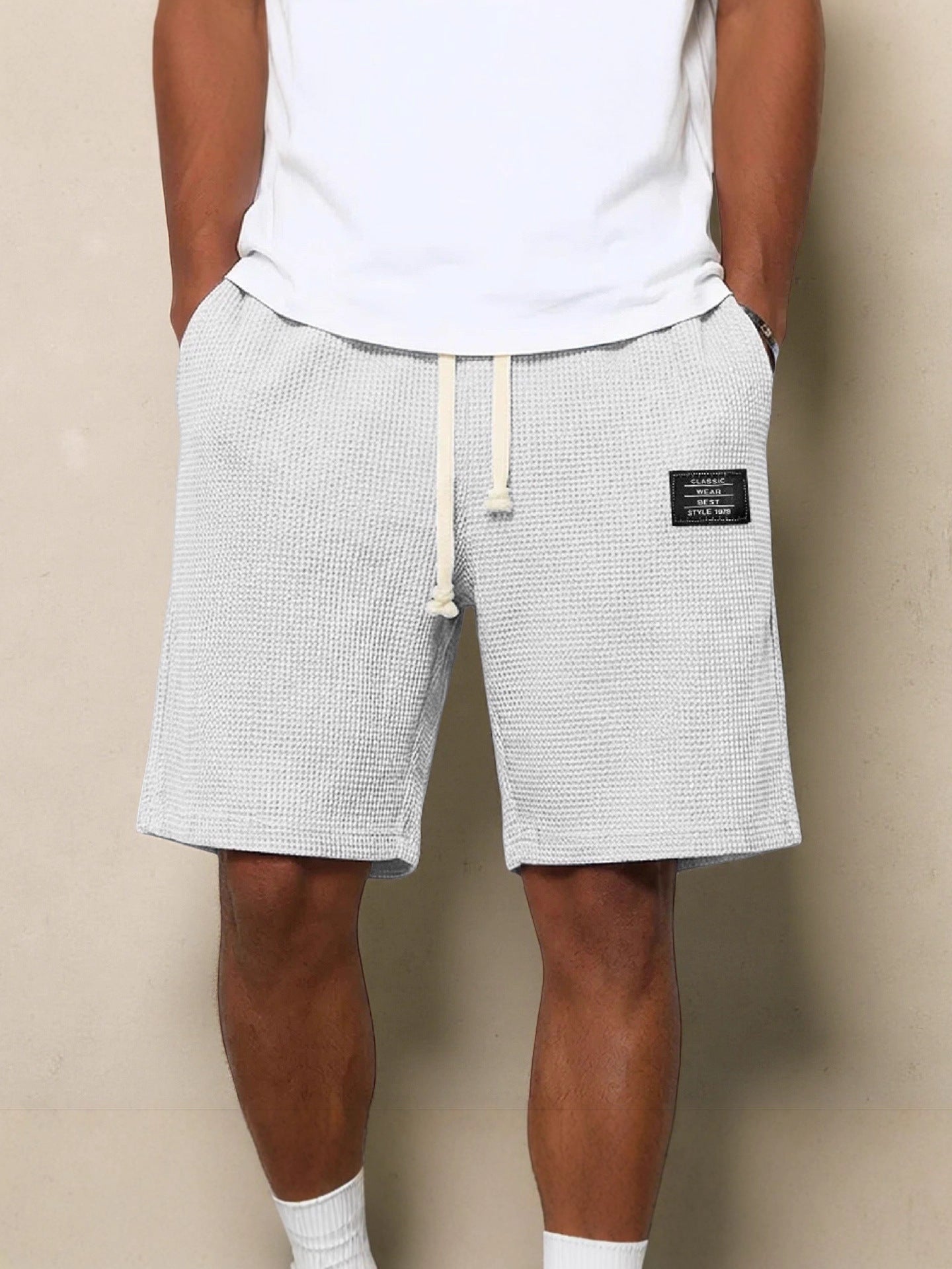 EASY-FIT SHORTS FOR MEN