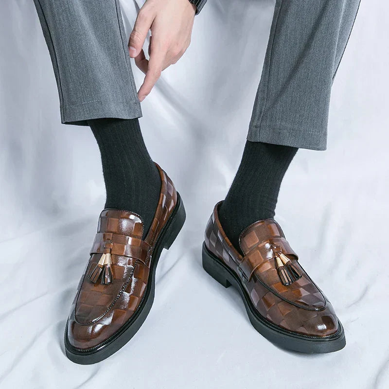 CLASSIC TASSEL LOAFERS FOR MEN