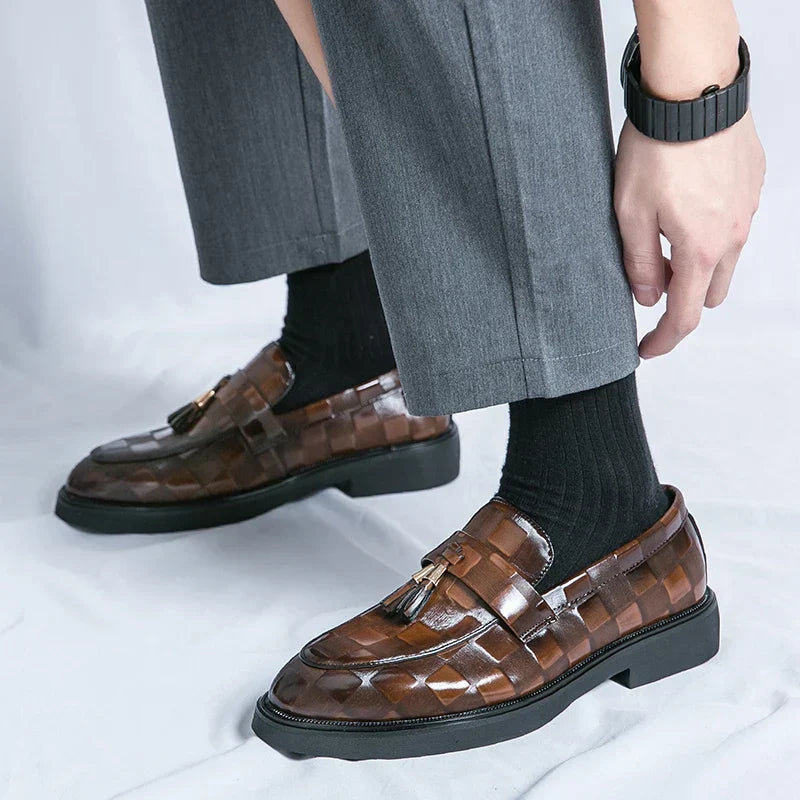CLASSIC TASSEL LOAFERS FOR MEN