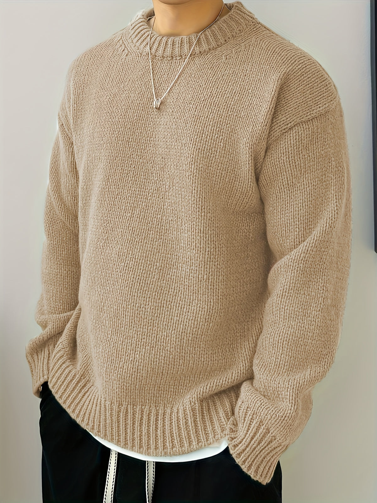 SOLID KNIT CREWNECK SWEATER FOR MEN