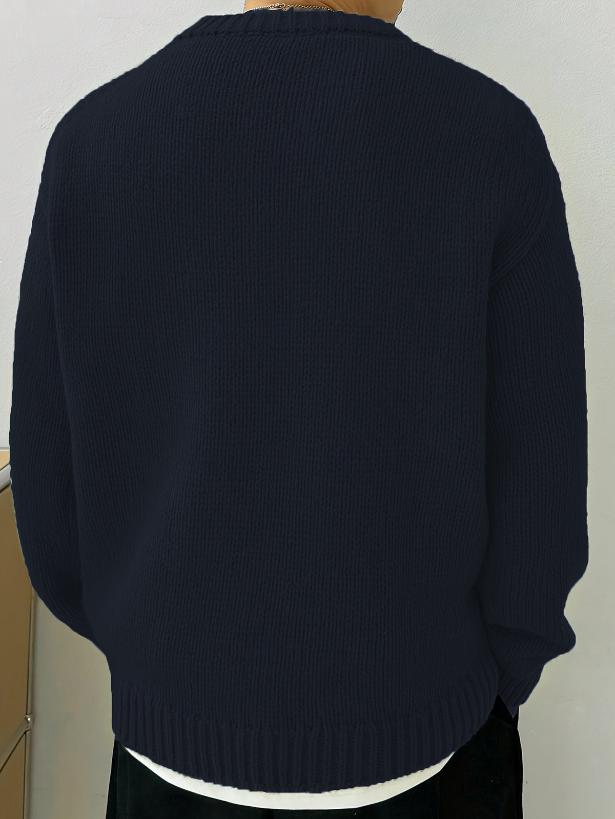 SOLID KNIT CREWNECK SWEATER FOR MEN
