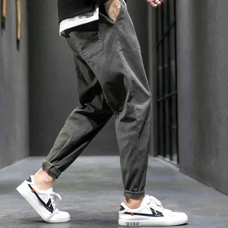 WENTWORTH LONDON | MODERN CARGO TROUSERS FOR MEN
