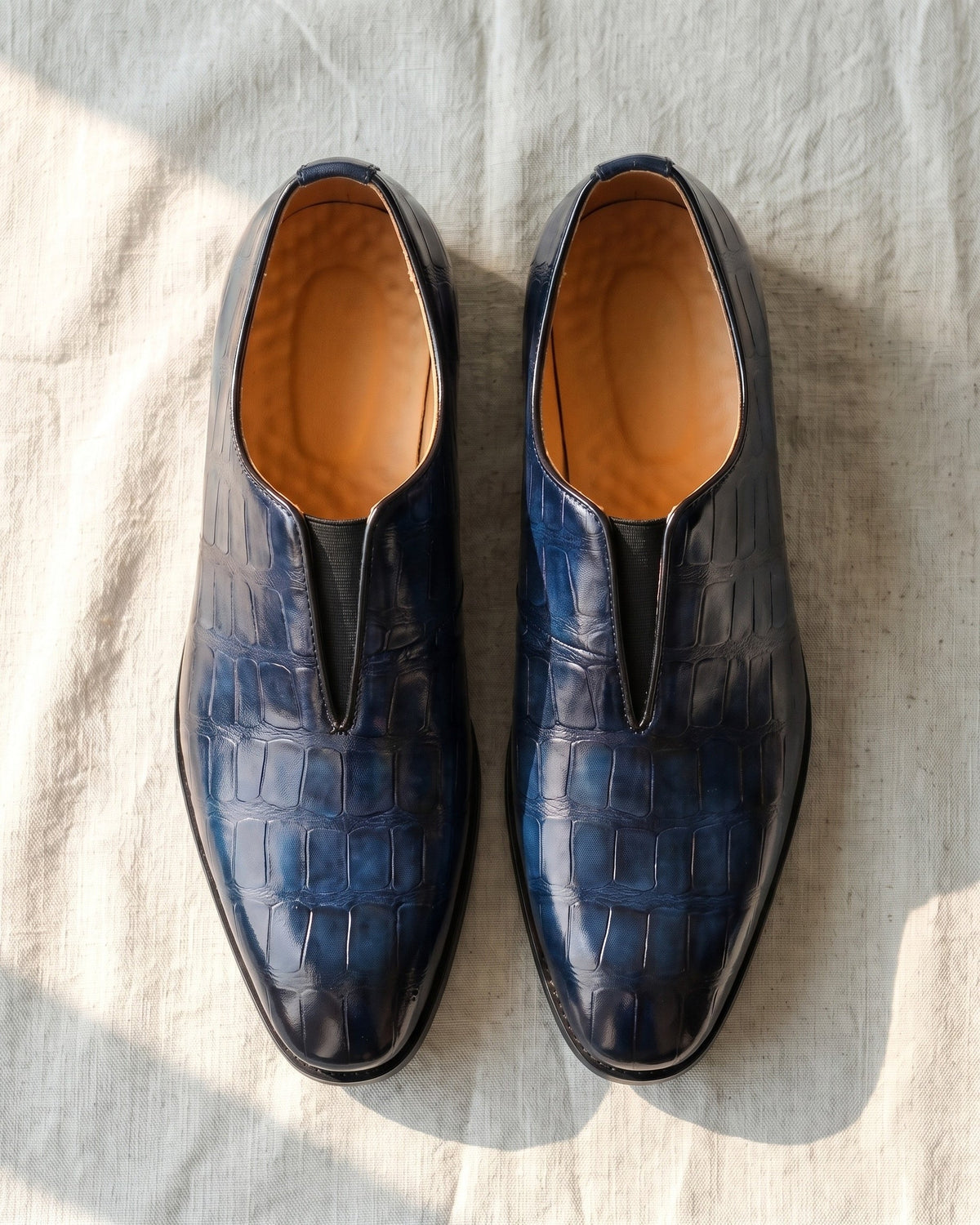 CROCODILE EMBOSSED SLIP ON LOAFERS FOR MEN