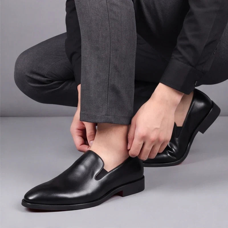 CUSHIONED LEATHER LOAFERS FOR MEN