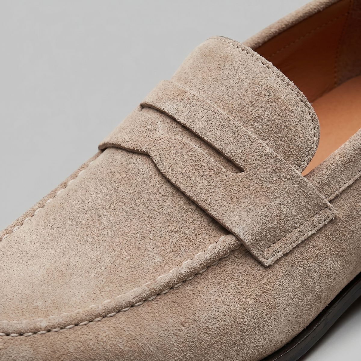 CLASSIC PENNY LOAFERS FOR MEN