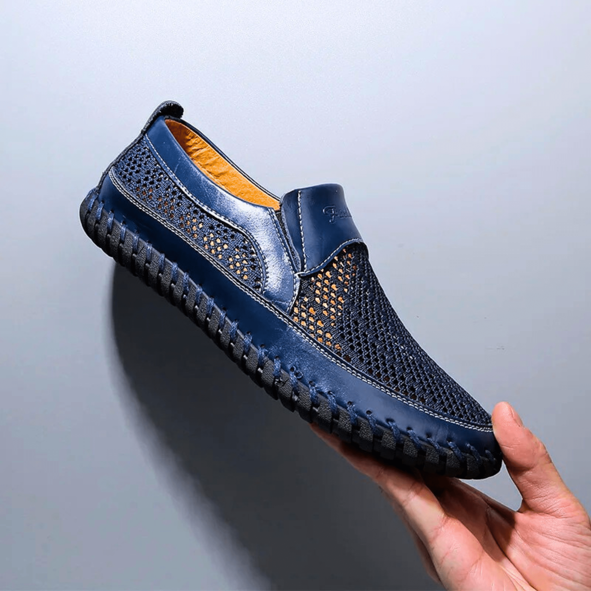 BREATHABLE SLIP-ON SHOES FOR MEN