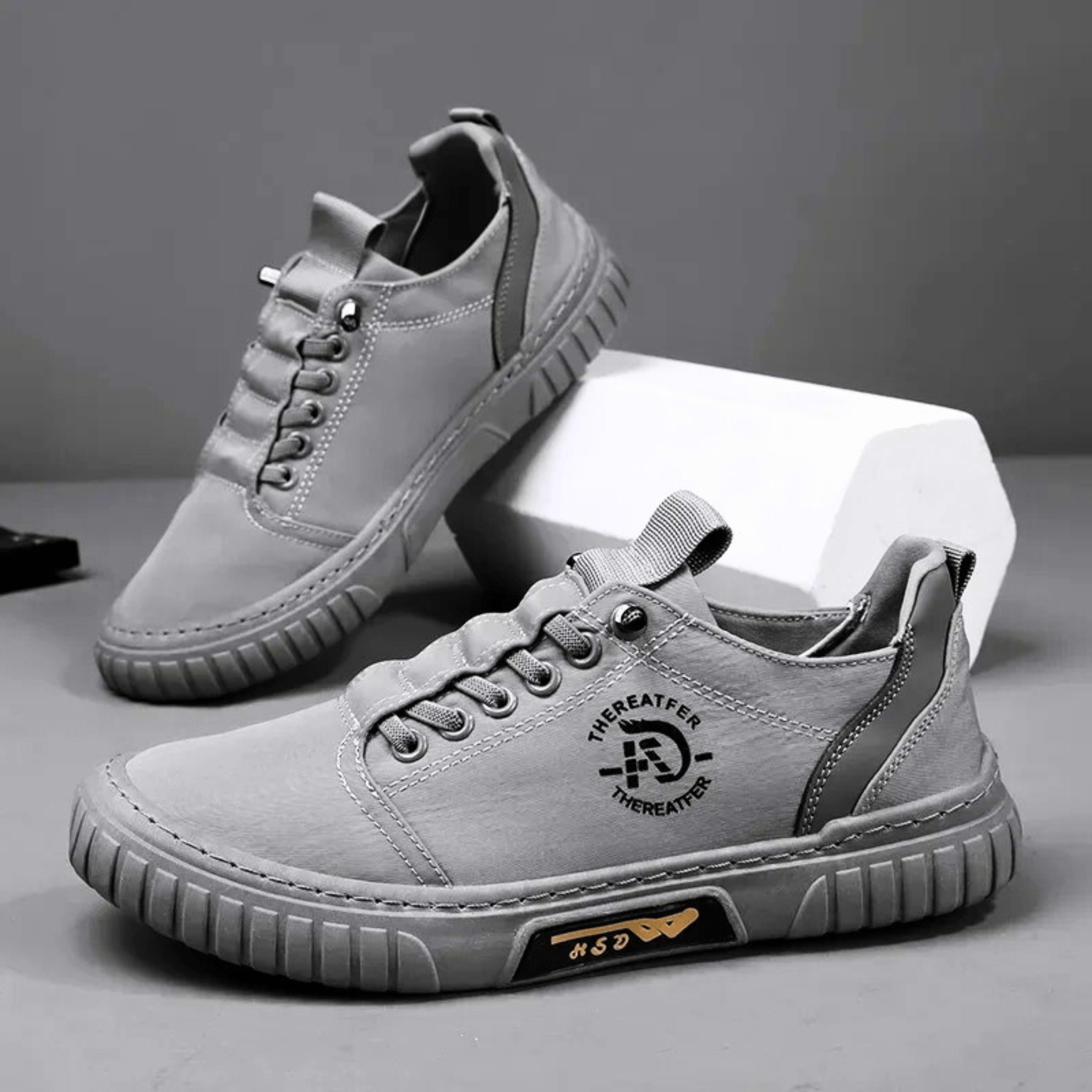 CLASSIC EVERYDAY SNEAKERS FOR MEN